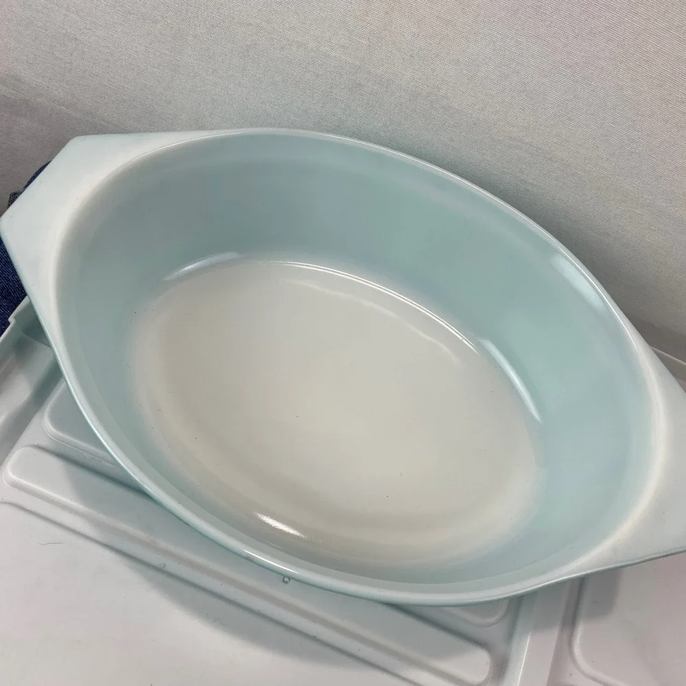 VTG Pyrex Snowflake Turquoise Blue Oval Casserole Dish with Lid 1.5 QT MCM
